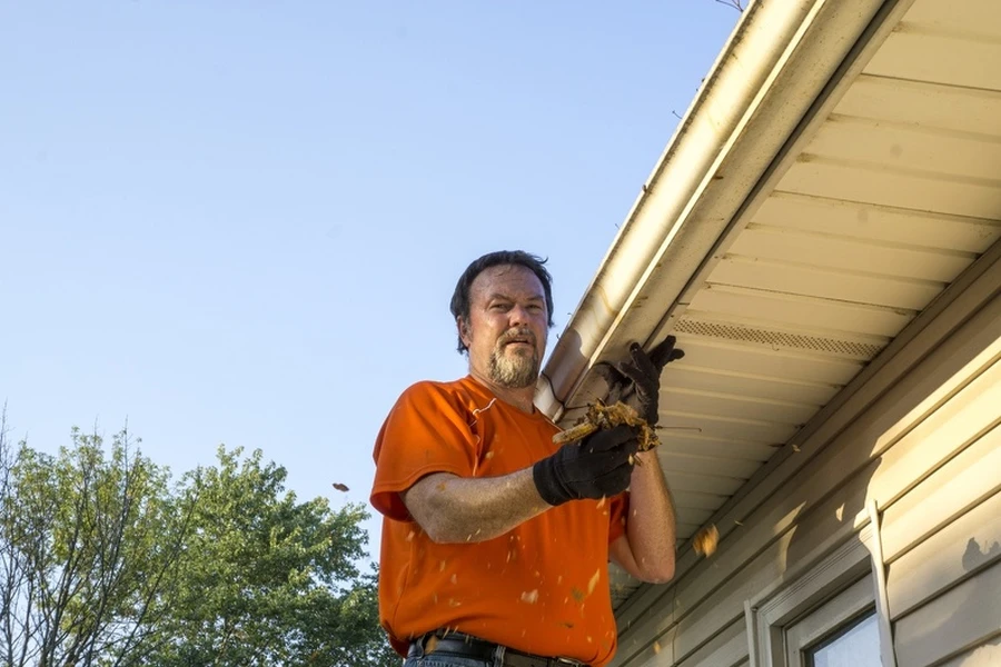 Common Mistakes Homeowners Make When Cleaning Their Gutters in River Rouge, MI Common Mistakes Homeowners Make When Cleaning Their Gutters in River Rouge, MI