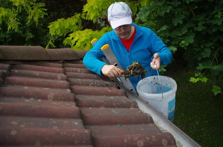 Premium Gutter Cleaning River Rouge, MI Premium Gutter Cleaning River Rouge, MI